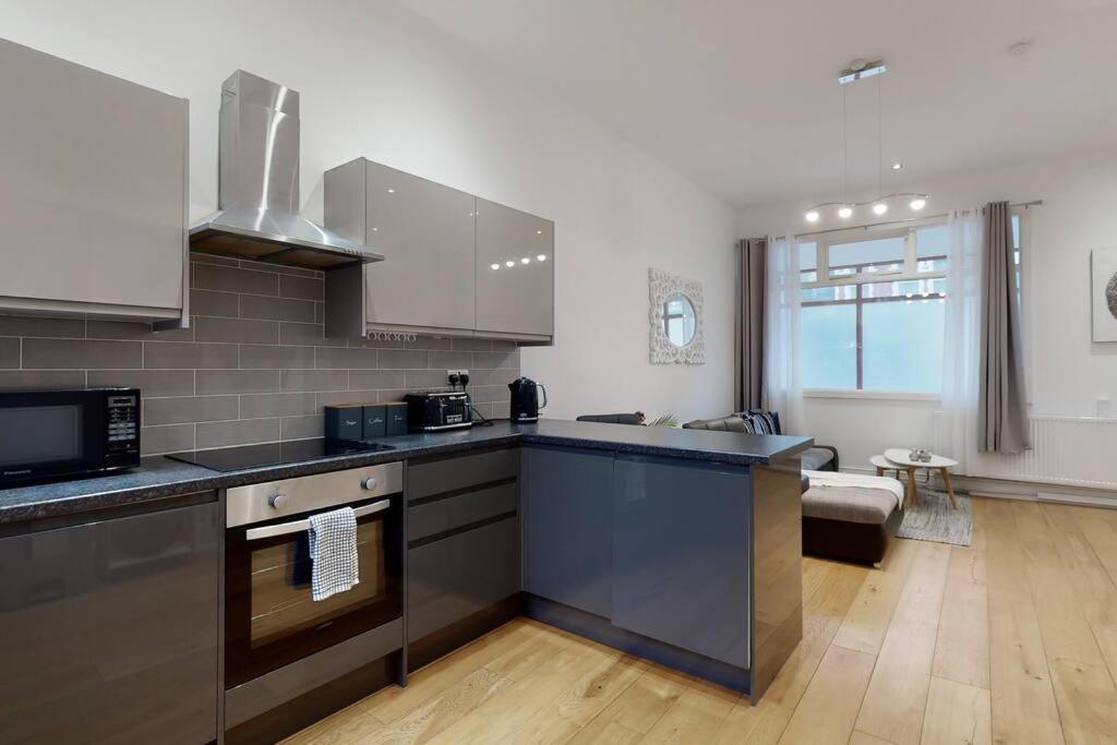 Lovely 2 Bedroom Apartment Near Highgate Station Londres Exterior foto